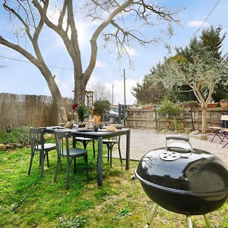 Eden L Jardin, Bbq, Duplex L Parking Gratuit & Super Wifi L Vue Panoramique Sainte-victoire Apartment Aix-en-Provence