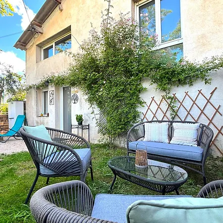 Apartment Eden L Jardin, Bbq, Duplex L Parking Gratuit & Super Wifi L Vue Panoramique Sainte-victoire